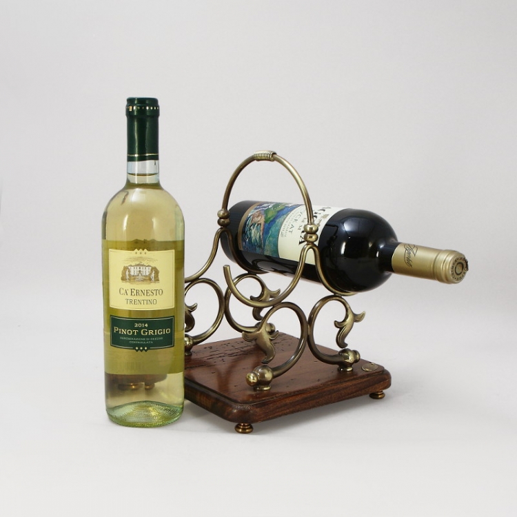 Подставка под бутылки вина "Флер де Лис"