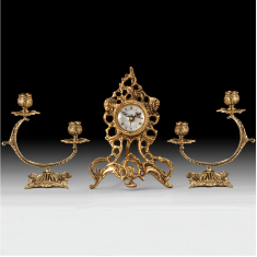 Часы настольные с канделябрами на 2 свечи (бронза, золото) Испания  